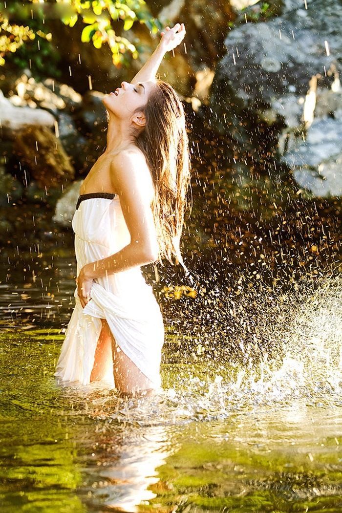 Marie Avgeropoulos in Antipolo