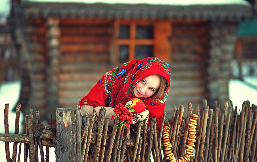 Sexy girl Women in Slavic costumes in Antipolo